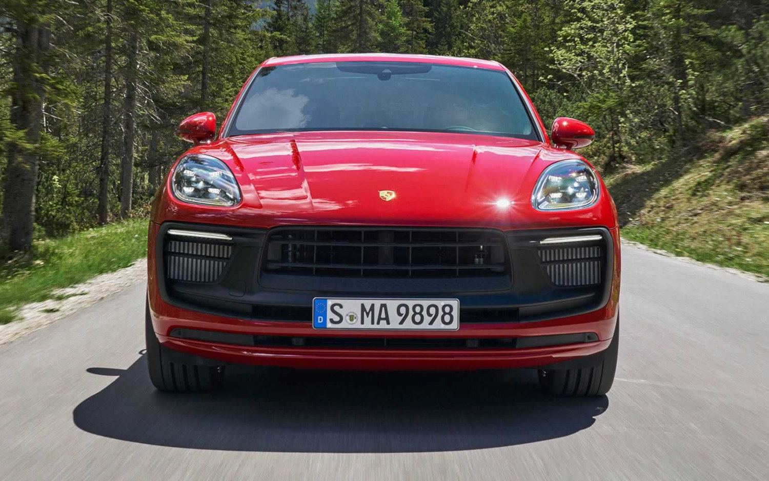 Порше макан gts 2022